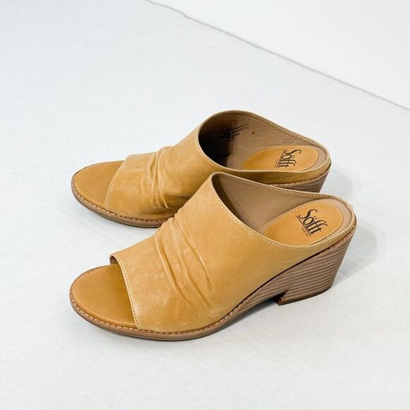 Sofft Strathmore NWB Sz 9.5 Soleil Yellow Luxe Italian Ruched Slide Wedge Shoes - Picture 1 of 16